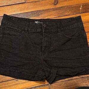 No Boundaries Women's Dark Denim Jean Shorts